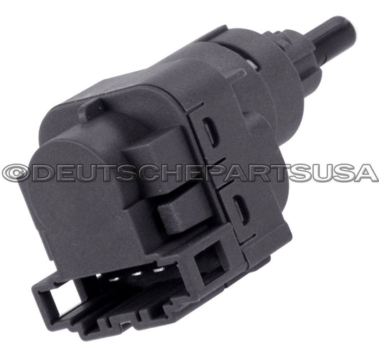 AUDI TT VOLKSWAGEN JETTA GOLF TOUAREG STOP BRAKE LIGHT SWITCH 1C0945511A
